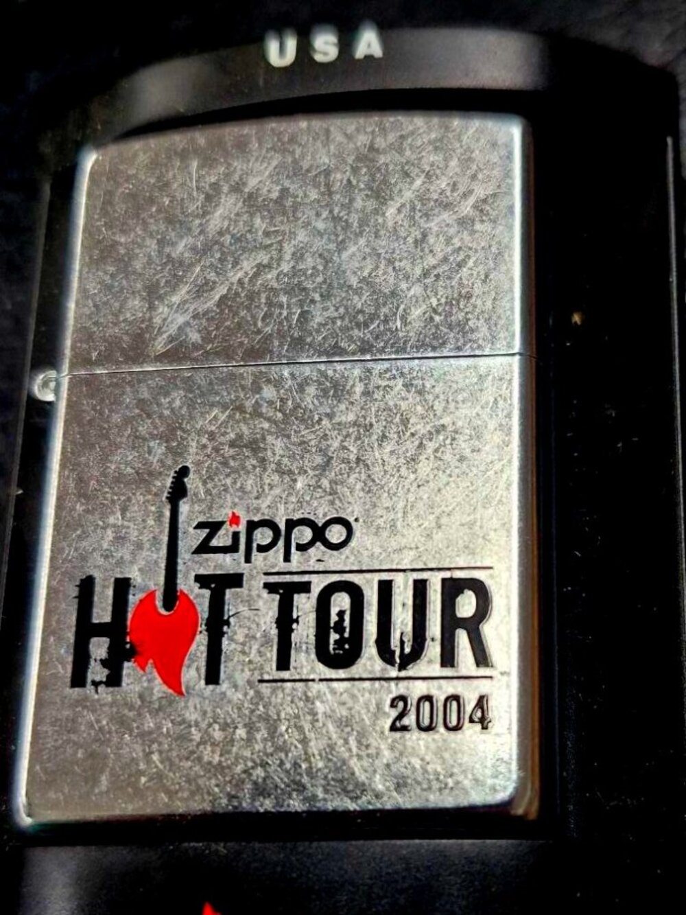 2004 Zippo Hot Tour Zippo Lighter